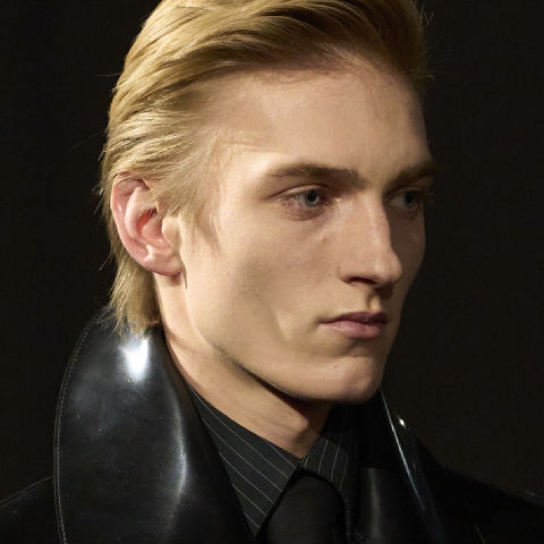 الأناقة الفرنسية تكتمل معخياراتنا من عطور جيرلان للرجل ... نفحات مفعمة بالإبداعات الأسطورية