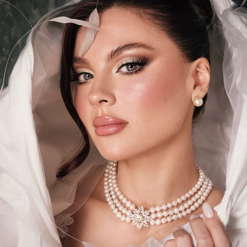 الإطلالة الجمالية لـ مايا رعيدي في حفل زفافها واسرار جمالها