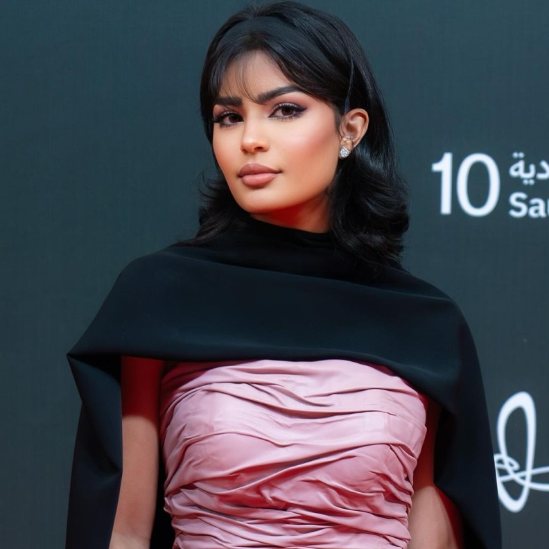  إطلالات النجمات الجمالية في حفل افتتاح مهرجان أفلام السعودية بدورته العاشرة