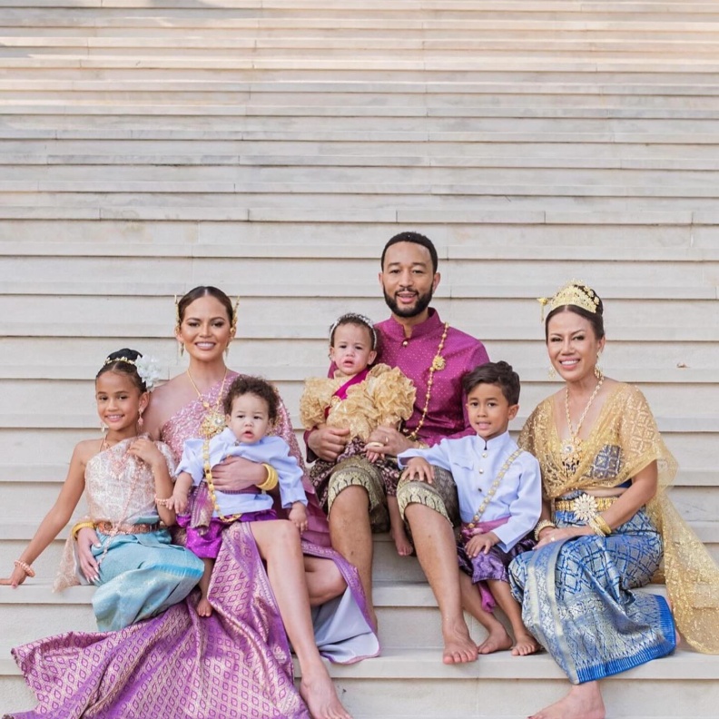 جون ليجند واسرته 