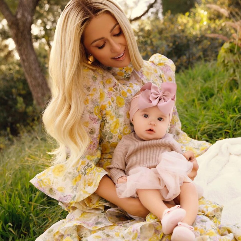 باريس هيلتون 