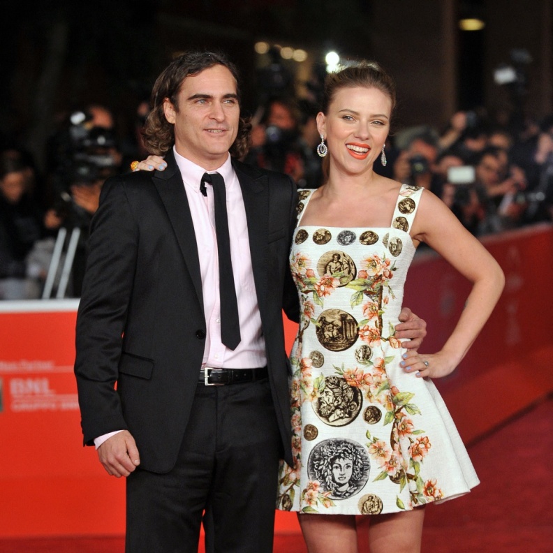 نجما فيلم HER يواكين فينيكس وسكارليت جوهانسون من عام 2013 