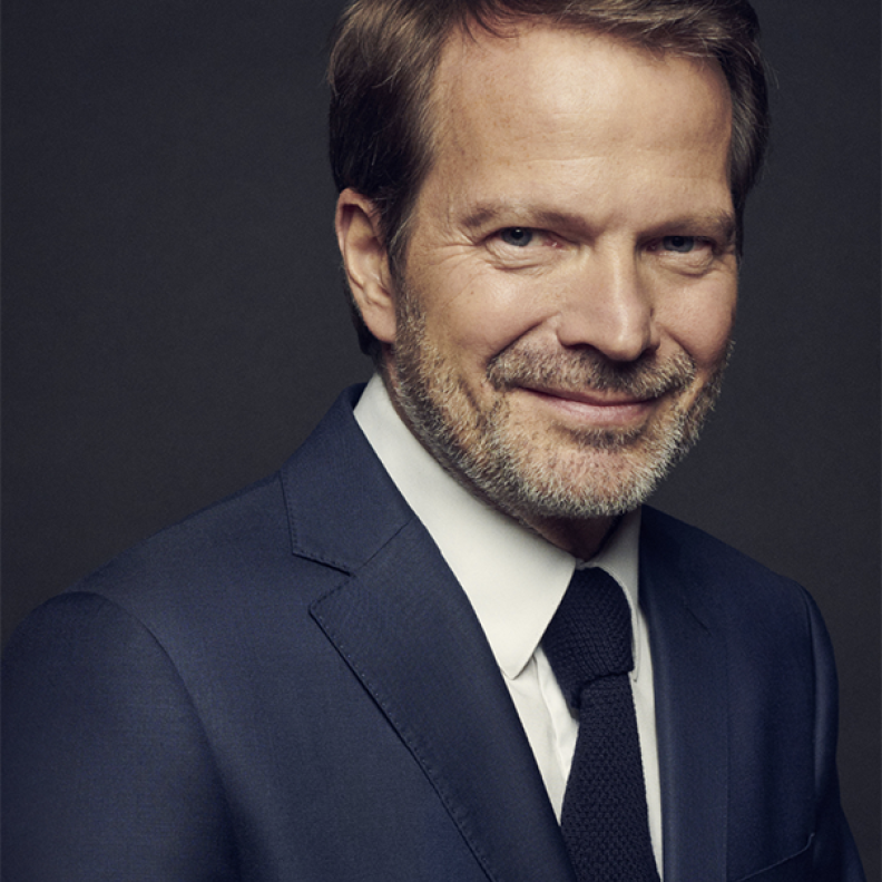 "بنجامين كومار"... صلة الوصل الطبيعية بين "بياجيه وعالم الفن تكمن في القدرة على تحريك المشاعر