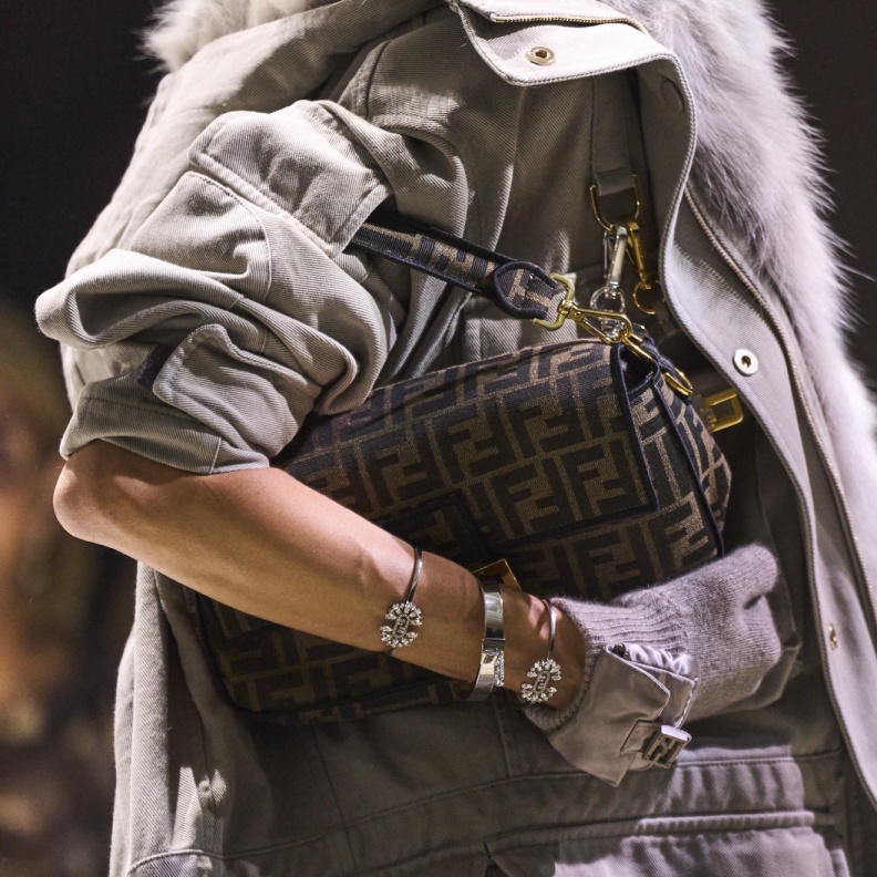 Fendi Baguette من مجموعة Resort 2023