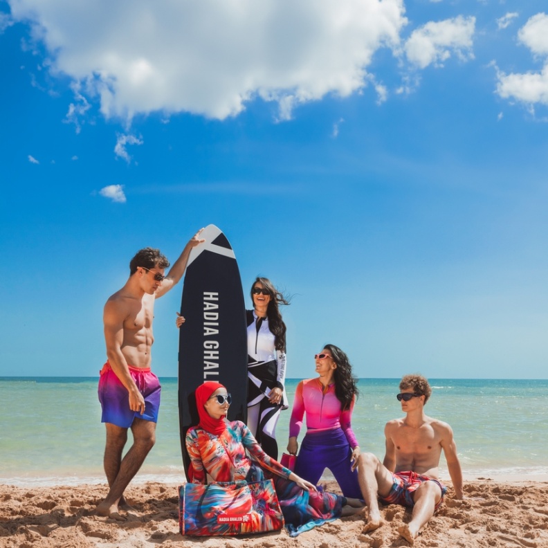 مجموعة ملابس السباحة لعام 2024 من هادية غالب  تغزو الشاطئ