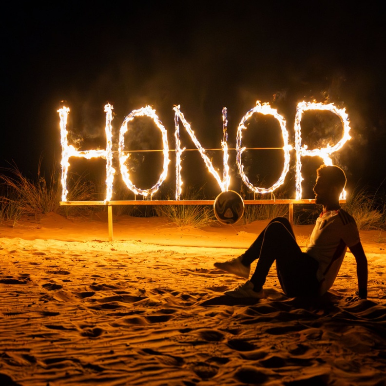 HONOR تكشف عن نادي HONOR Magic بهدف زيادة الإبداع