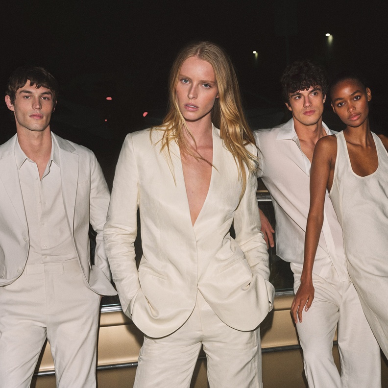 كلفن كلاين تطلق التشكيلة الصيفية المونوكروماتيك