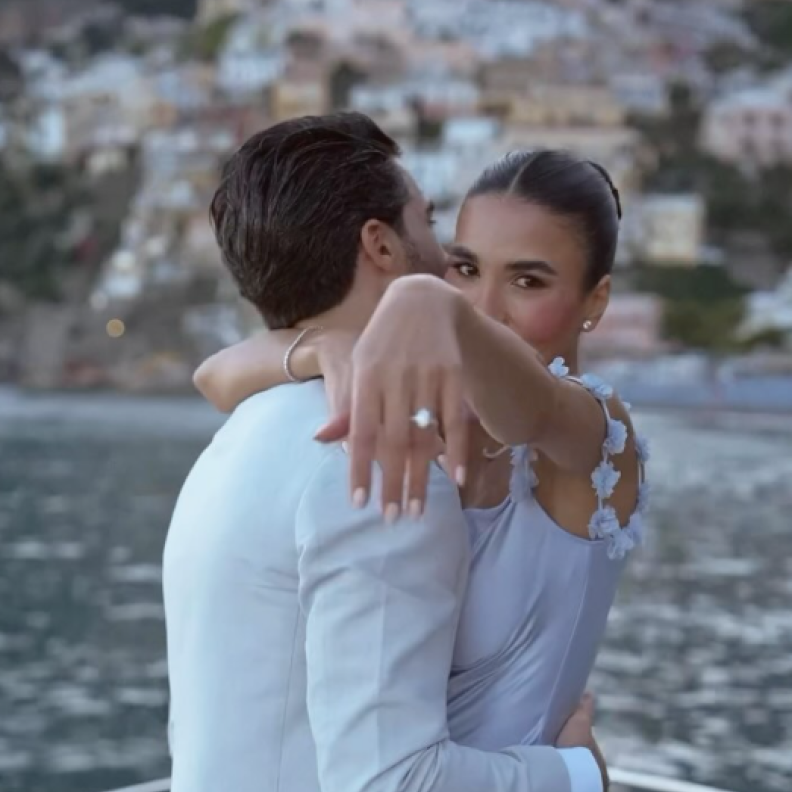 الأفراح تجتاح الوسط الفني في اليومين الأخيرين بينها 3 حالات خطوبة