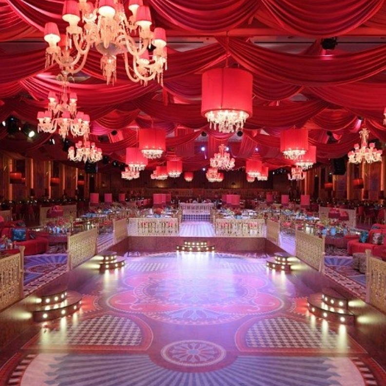 ثيم زفاف Back In Time يطغى على صيحات أعراس 2024