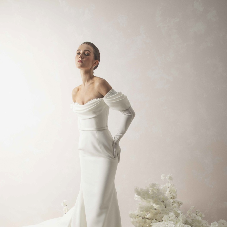 فساتين زفاف بلمسات استثنائية لحفل استقبال العروس