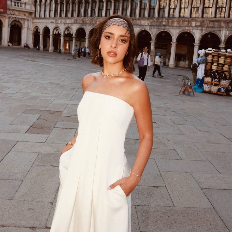 إطلالات مجوهرات لنجوم الفن العربي في أحدث ظهورهنّ خلال هذا الاسبوع