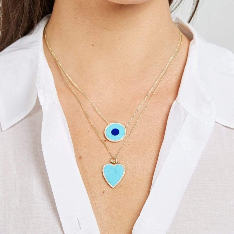 تألقي بأجمل موديلات مجوهرات الفيروز في موسم السفر والرحلات