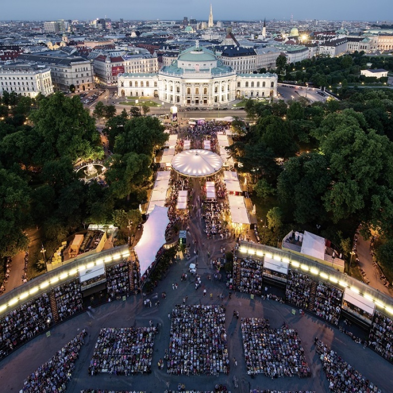 صيف الفنون في فيينا.. موسيقى، معارض، ومزادات