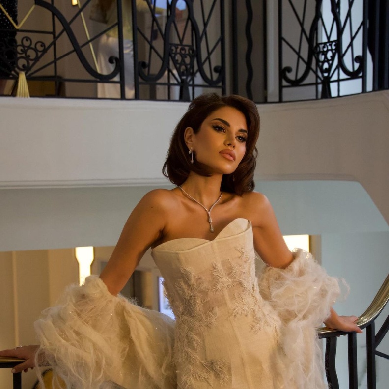 نجود الرميحي أول سفيرة سعودية لـ Fédération de la Haute Couture