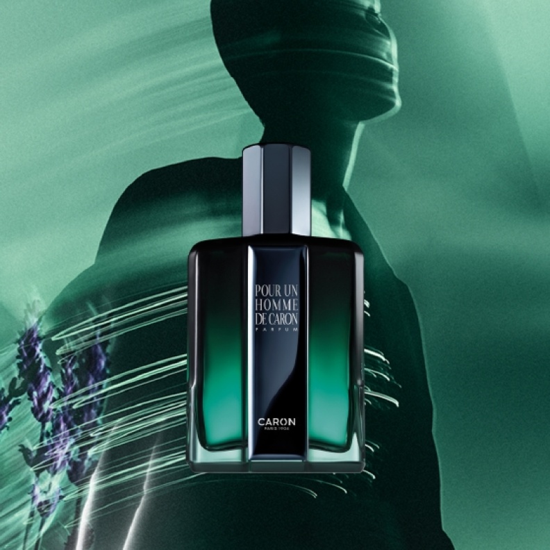دار كارون تدعو الرجل للغوض في حملة عطر Pour Un Homme de CARON Parfum ..العطر الايقوني