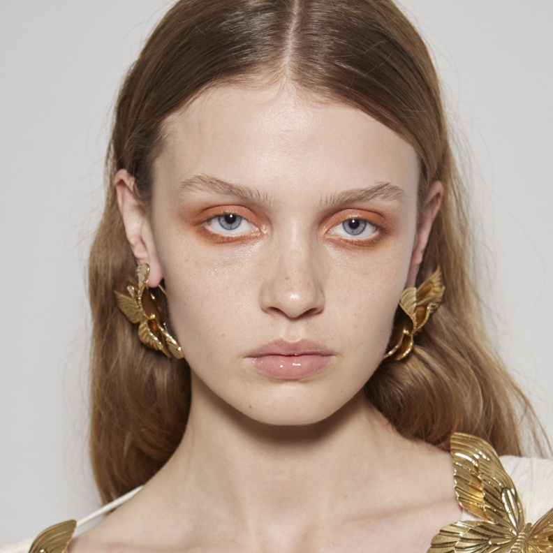 هدايا عيد الاضحى من العطور الفخمة للرجال والنساء ومستحضرات تجميل مميزة