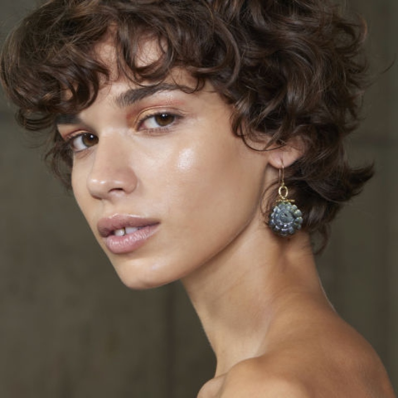 اجدد عطور نسائية لموسم الصيف