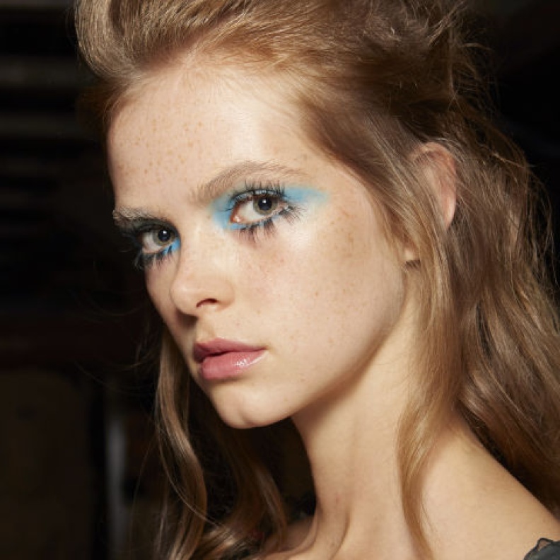 سر تطبيق الايشادو لإطلالة تنافس نجمات الموضة