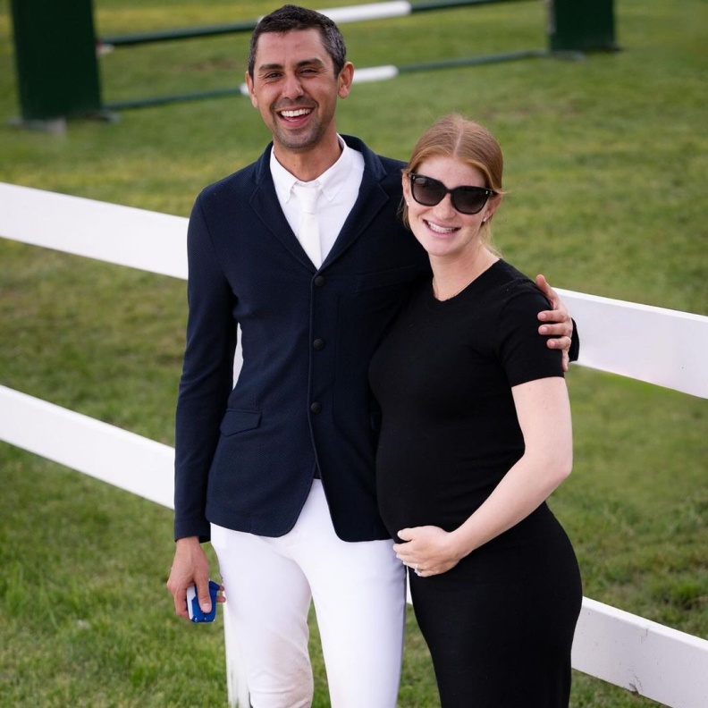 جينيفر غيتس ونايل نصار 