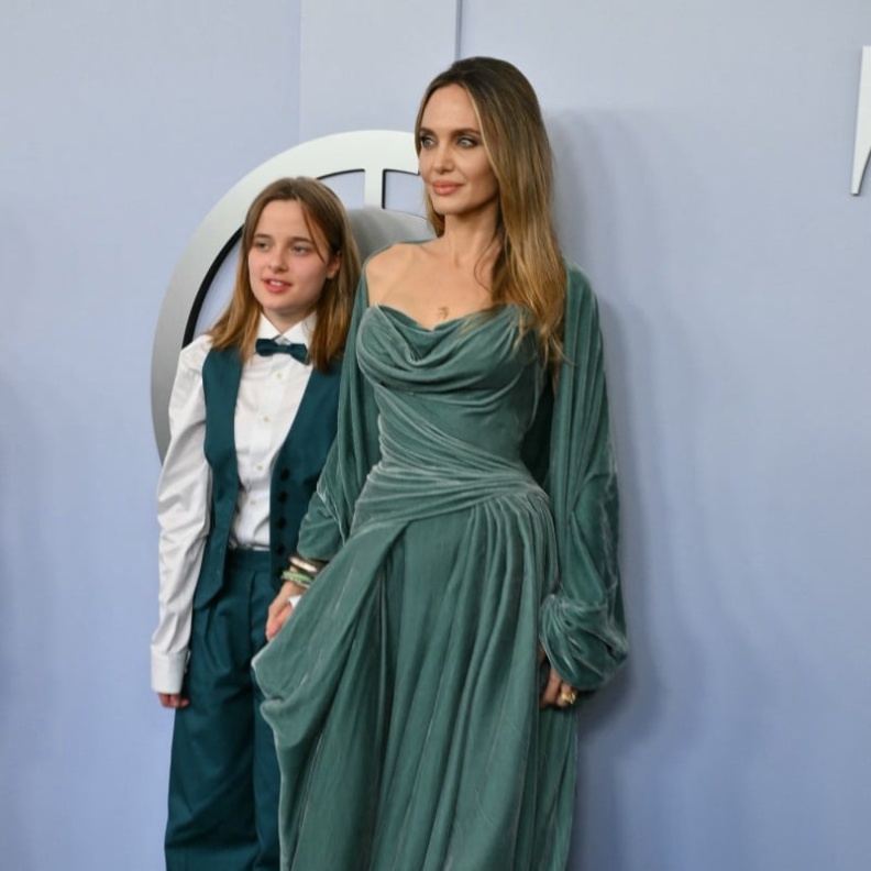 انجلينا جولي وابنتها