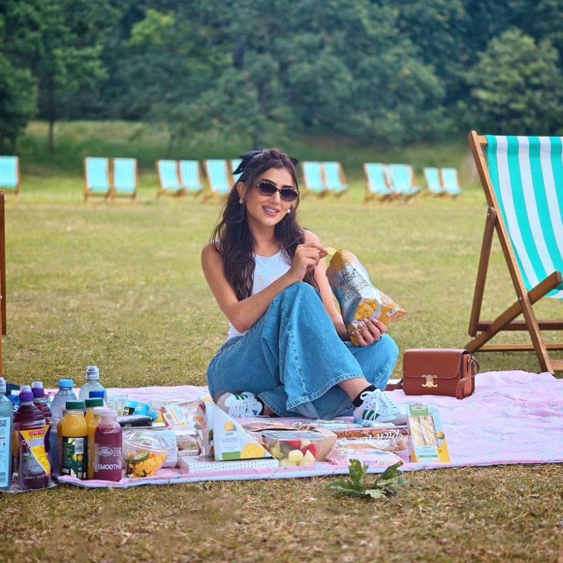 لقطة من رحلة مي عمر في Hyde park في لندن 