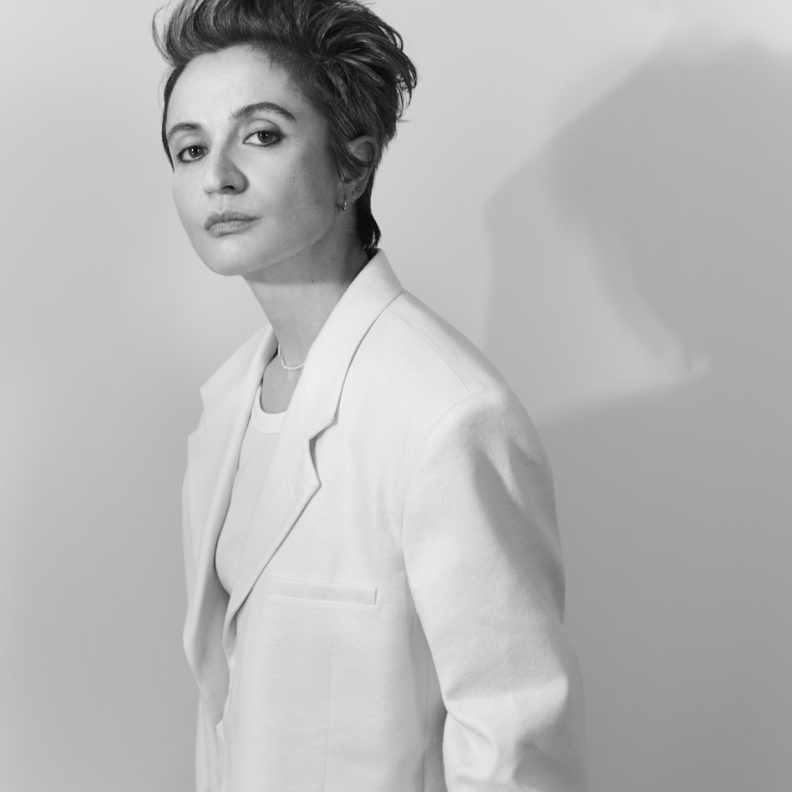 فيرونيكا ليوني