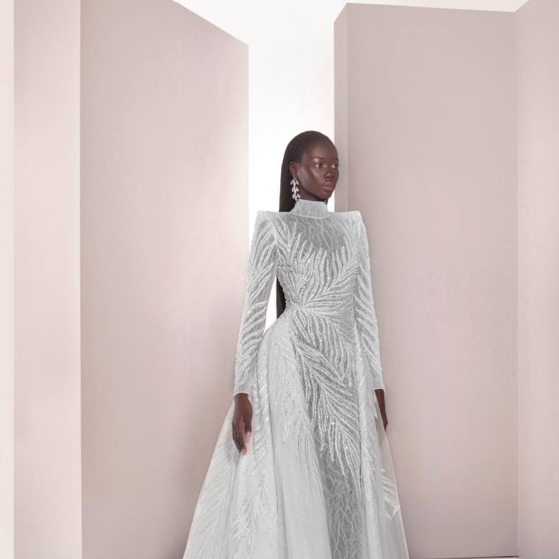 فستان زفاف ملكي من تصميم طوني ورد