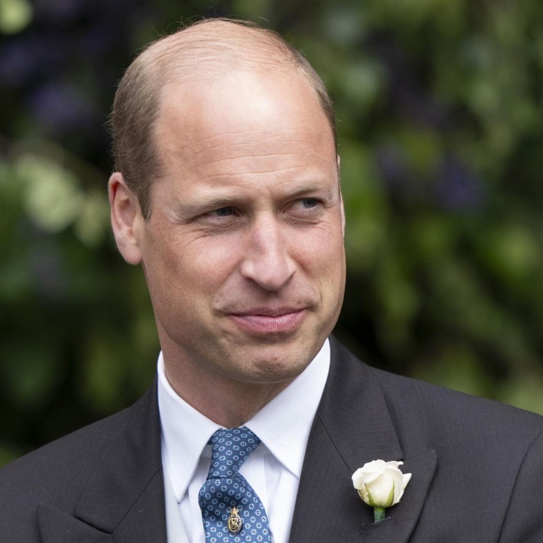 أمير ويلز يصل حفل زفاف صديقه دوق وستمنستر