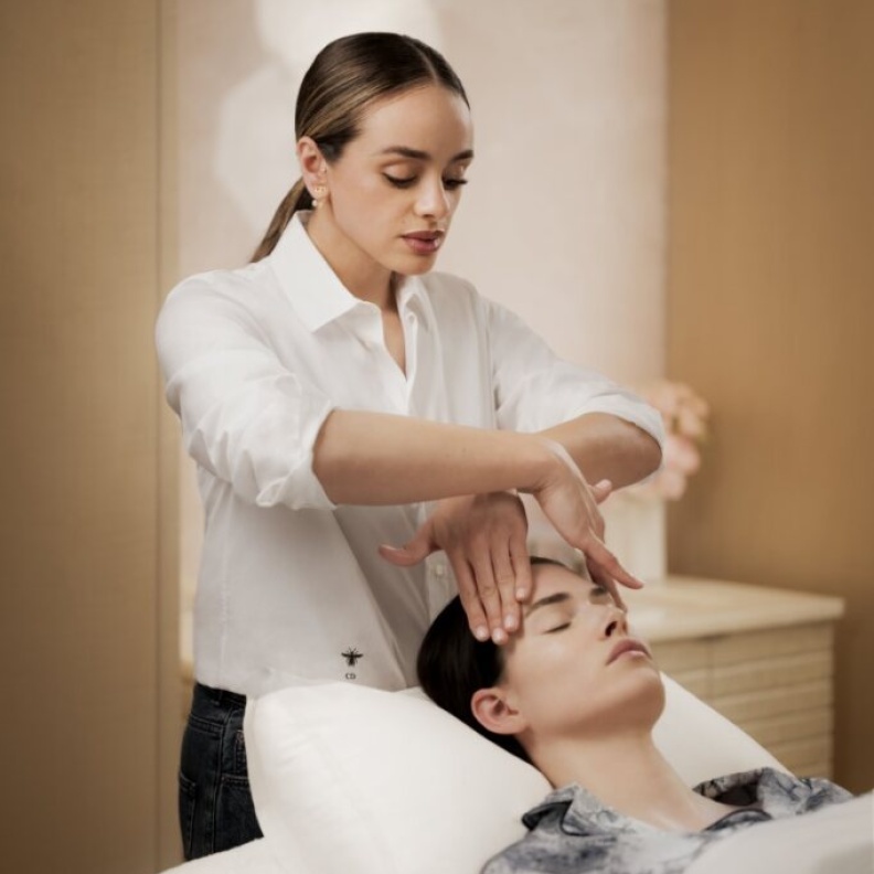 Dior Spa يتعاون مع  3 خبراء لدى Dior لتقديم خدمات مميزة في مجال الصحة والرفاهية والجمال