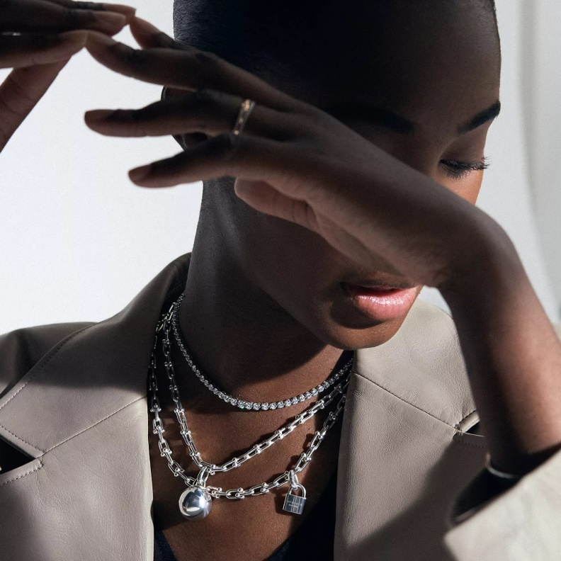 الصورة من تيفاني آند. كو Tiffany & Co