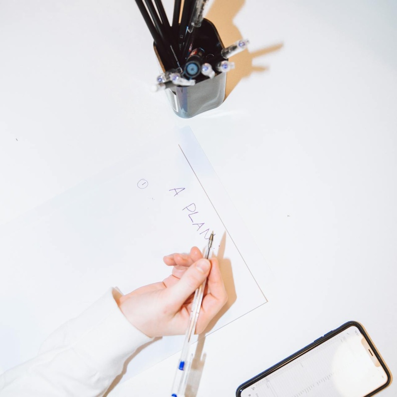 تحديد نقاظ قوتك وضعفك و أسباب مشكلاتك  الخطوة الأولى في التخطيط الاستراتيجي الشخصي