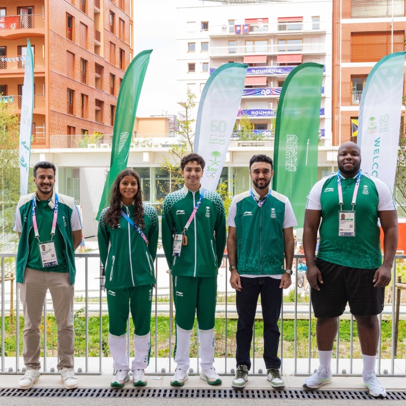 أبطال المملكة جاهزون لضربة البداية.. الفيصل يلتقي لاعبي السعودية المشاركين في أولمبياد باريس