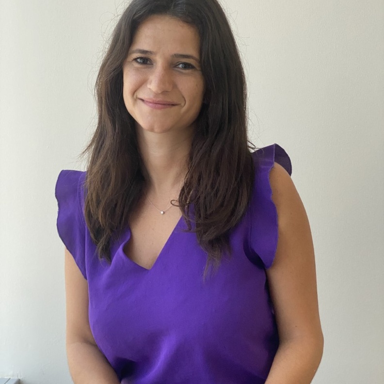 مارينا حكميان أخصائية نفسية مرخصة في مركز ثرايف للصحة النفسية