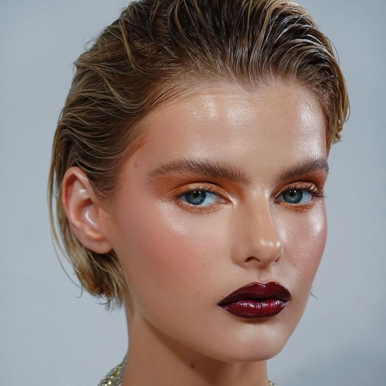 احصلي على مظهر بشرة مثالي مع هذه المستحضرات