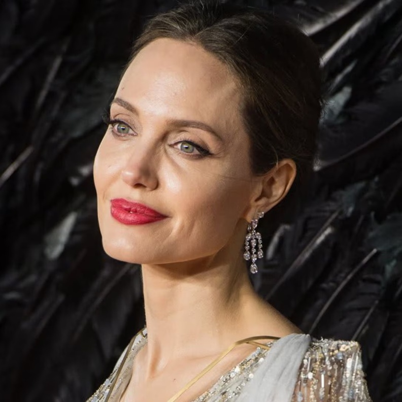 أنجلينا جولي