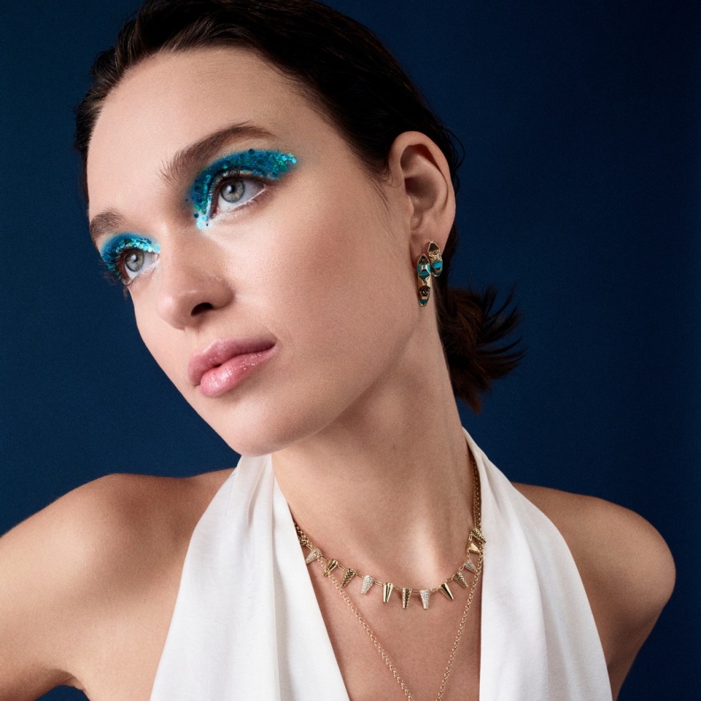 مجوهرات عصرية