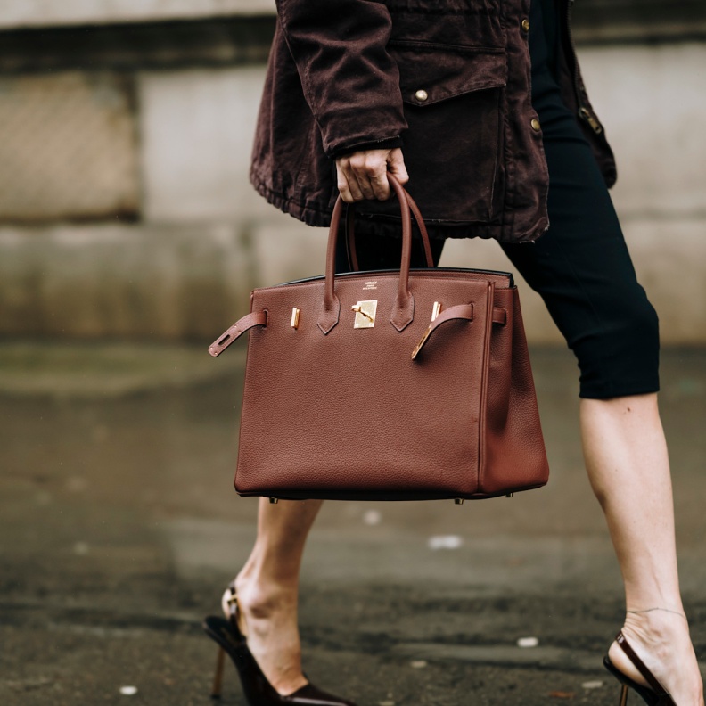 باريس تحارب المنتجات المقلدة قبل انطلاق الألعاب الأولمبية