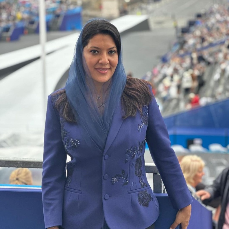 الأميرة ريما بنت بندر: إطلالة فخمة ودعم مستمر لرحلة الذهب السعودية في أولمبياد باريس 2024