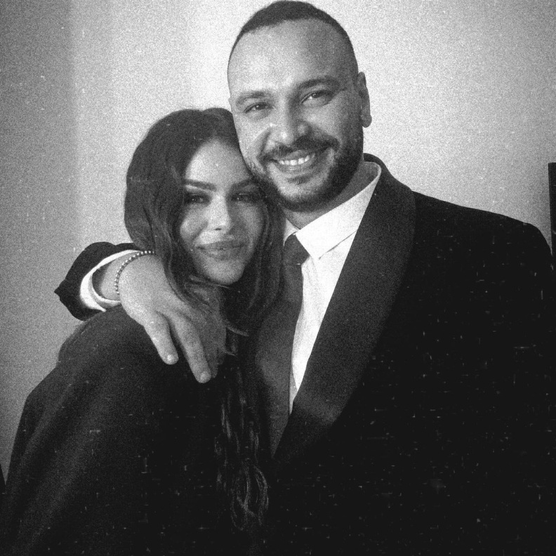 10 لقطات رومانسية جمعت هنادي مهنا وأحمد خالد صالح 