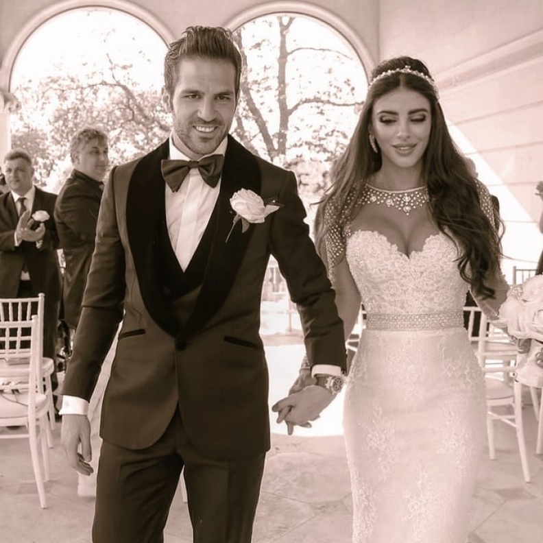 دانييلا سمعان مع فابريغاس في يوم زفافها