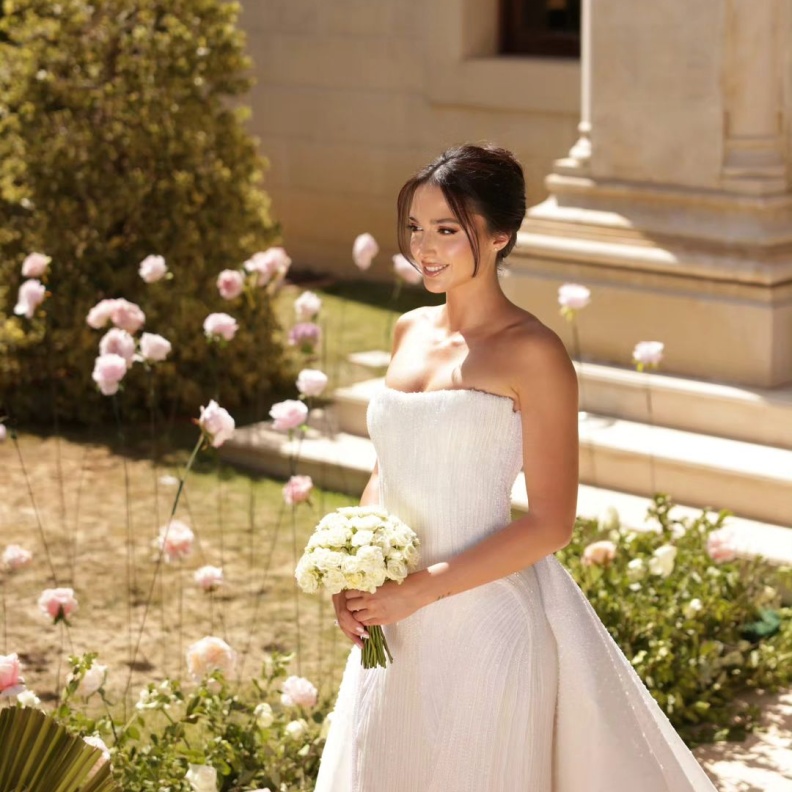 باقات زفاف ناعمة جداً لعروس 2024