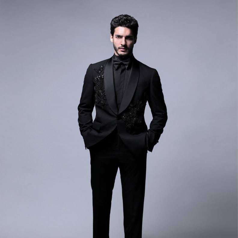 بدلة عريس بستايل أوروبي من نمر سعادة