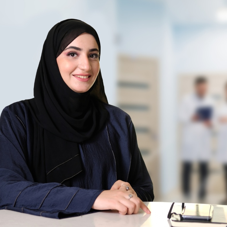 إنجازات المرأة الإماراتية في مجالات الطب والصحة