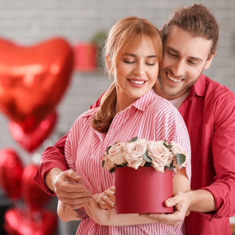 الصحة والسلامة النفسية والأمان أهم فوائد الحب بين الزوجين