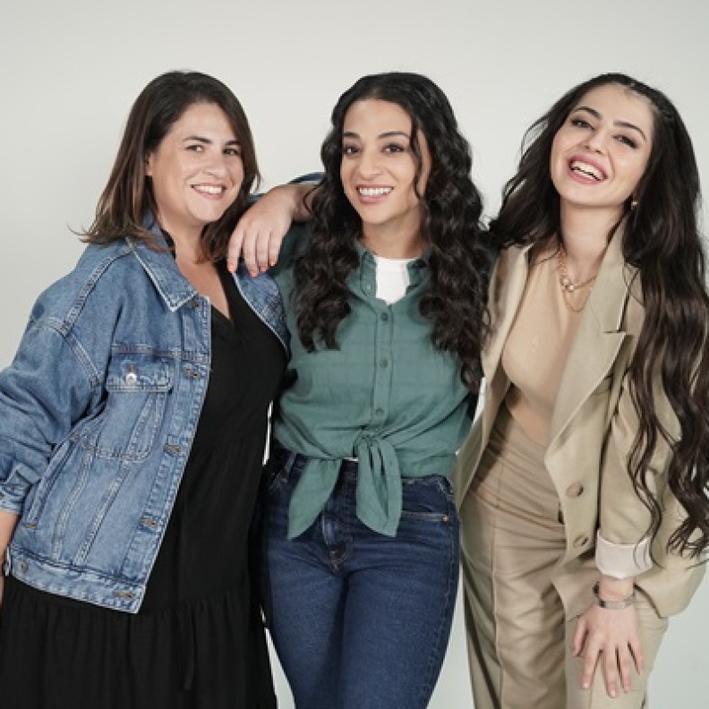 الصورة من موقع الصورة الرئيسية فيلم محمول مكفول بطولة نسائية سعودية مصرية  broadcastprome