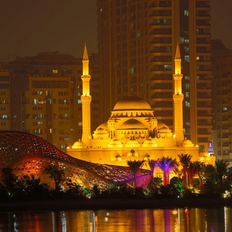 جزيرة النور في الشارقة بواسطة Abid Bin Nazar