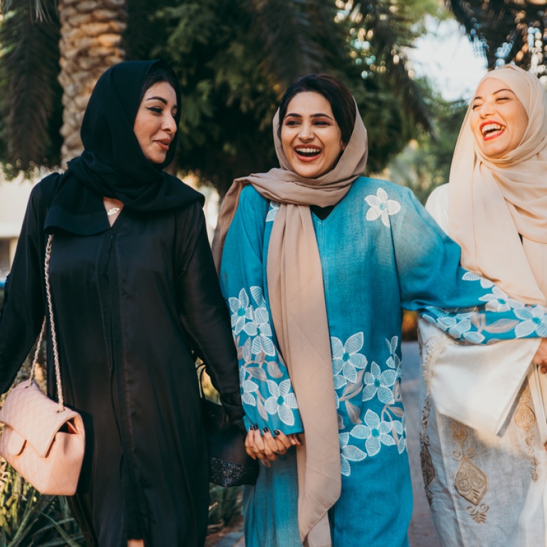 عروض يوم المرأة الإماراتية 2024 من تجارب الطعام المميزة