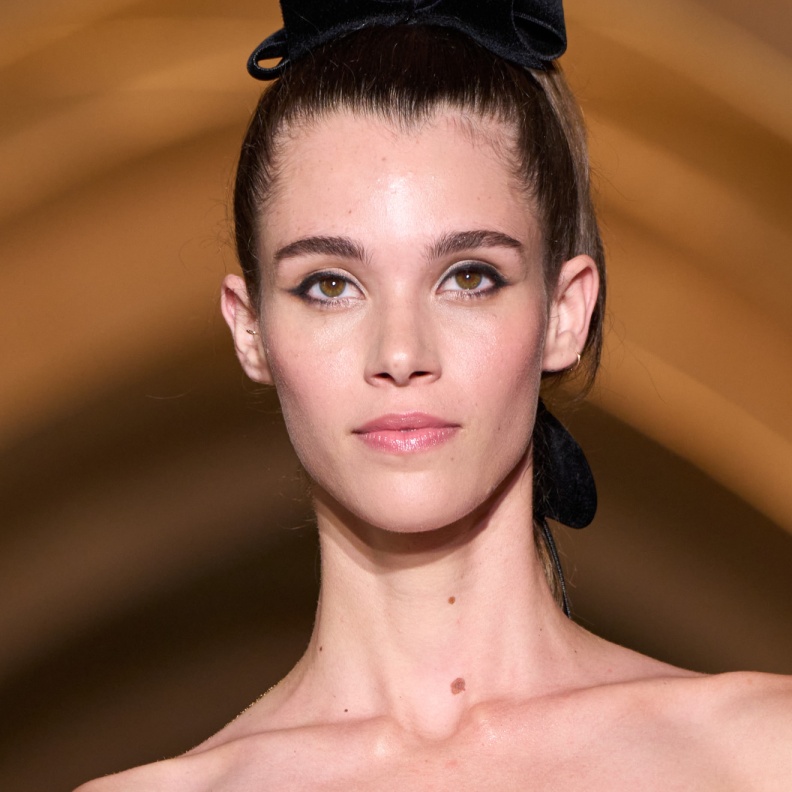 أفكار هدايا للإحتفال بيوم المرأة الإماراتية