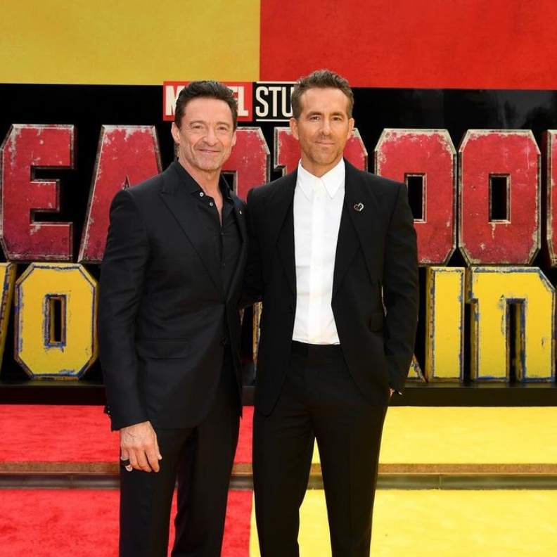 هيو جاكمان ورايان رينولدز