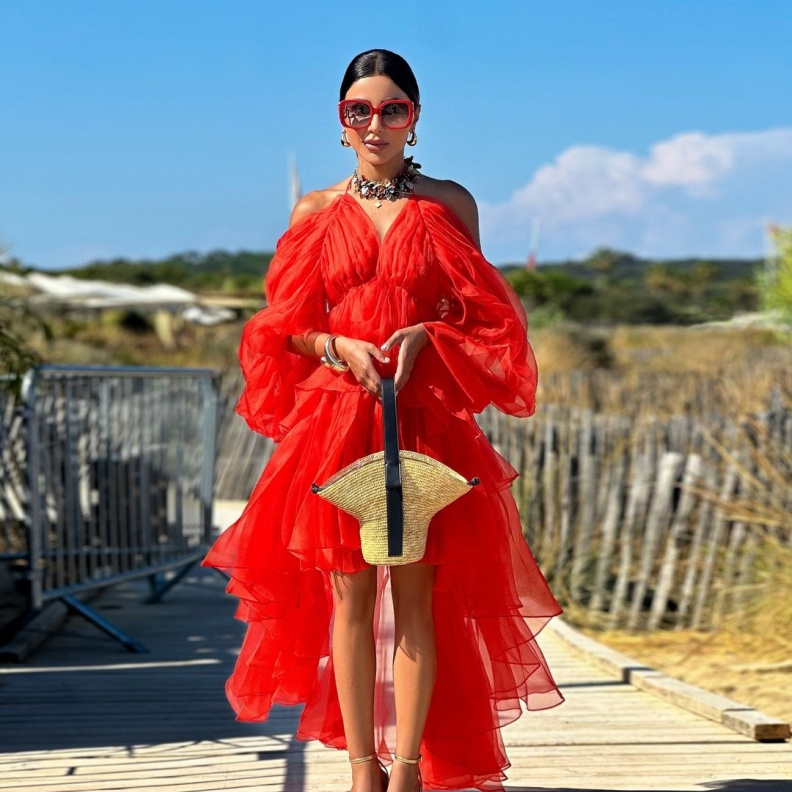 مهيرة عبدالعزيز